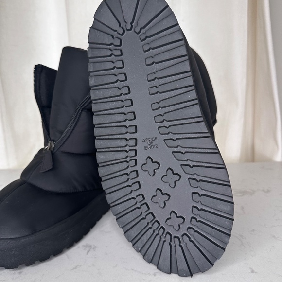 Gia Borghini Puffy Boot - Picture 13 of 14